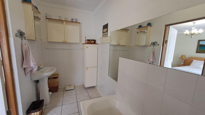 3 Bedroom Property for Sale in Stilbaai Wes Western Cape